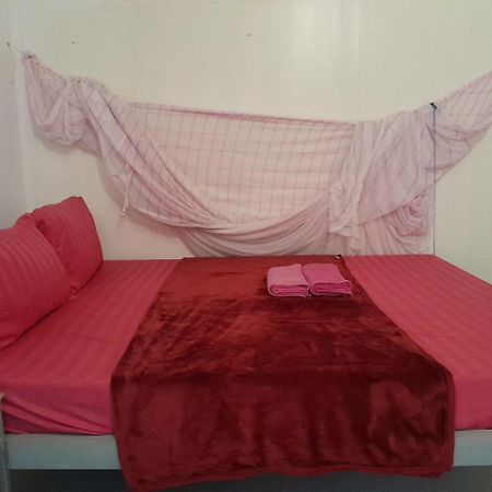 Golden Snake Guesthouse Beach Koh Rong Sanloem Exterior photo