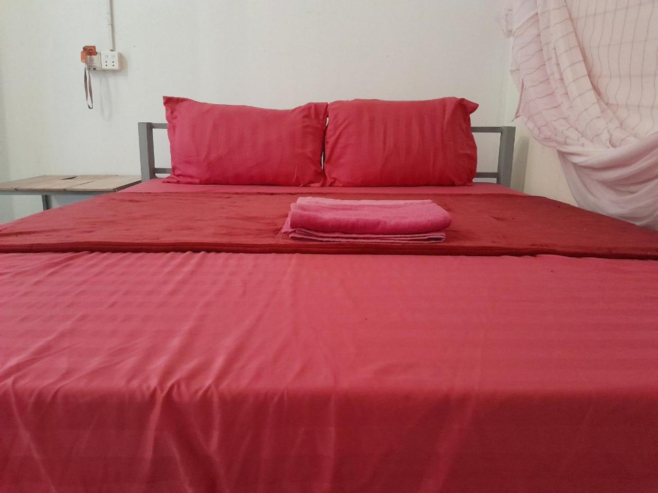 Golden Snake Guesthouse Beach Koh Rong Sanloem Exterior photo